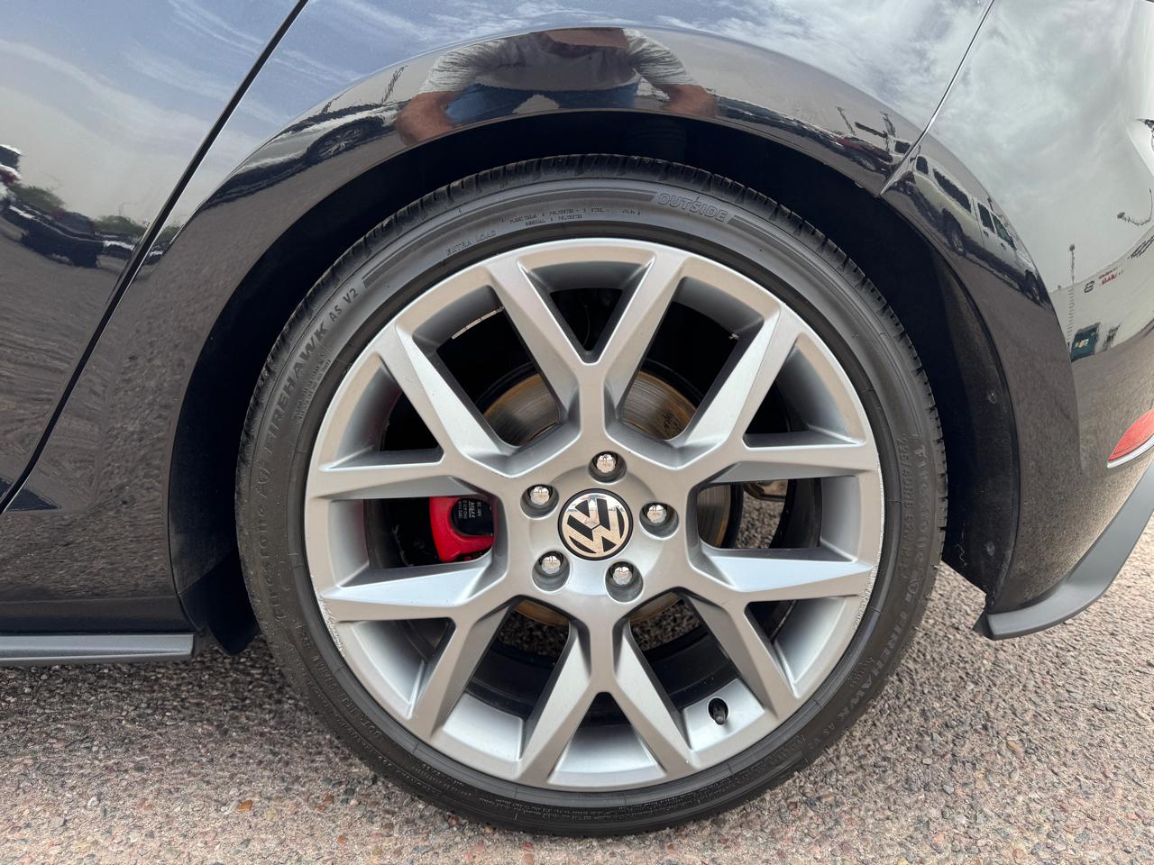 Volkswagen Golf GTI 2.0T S DSG 2018