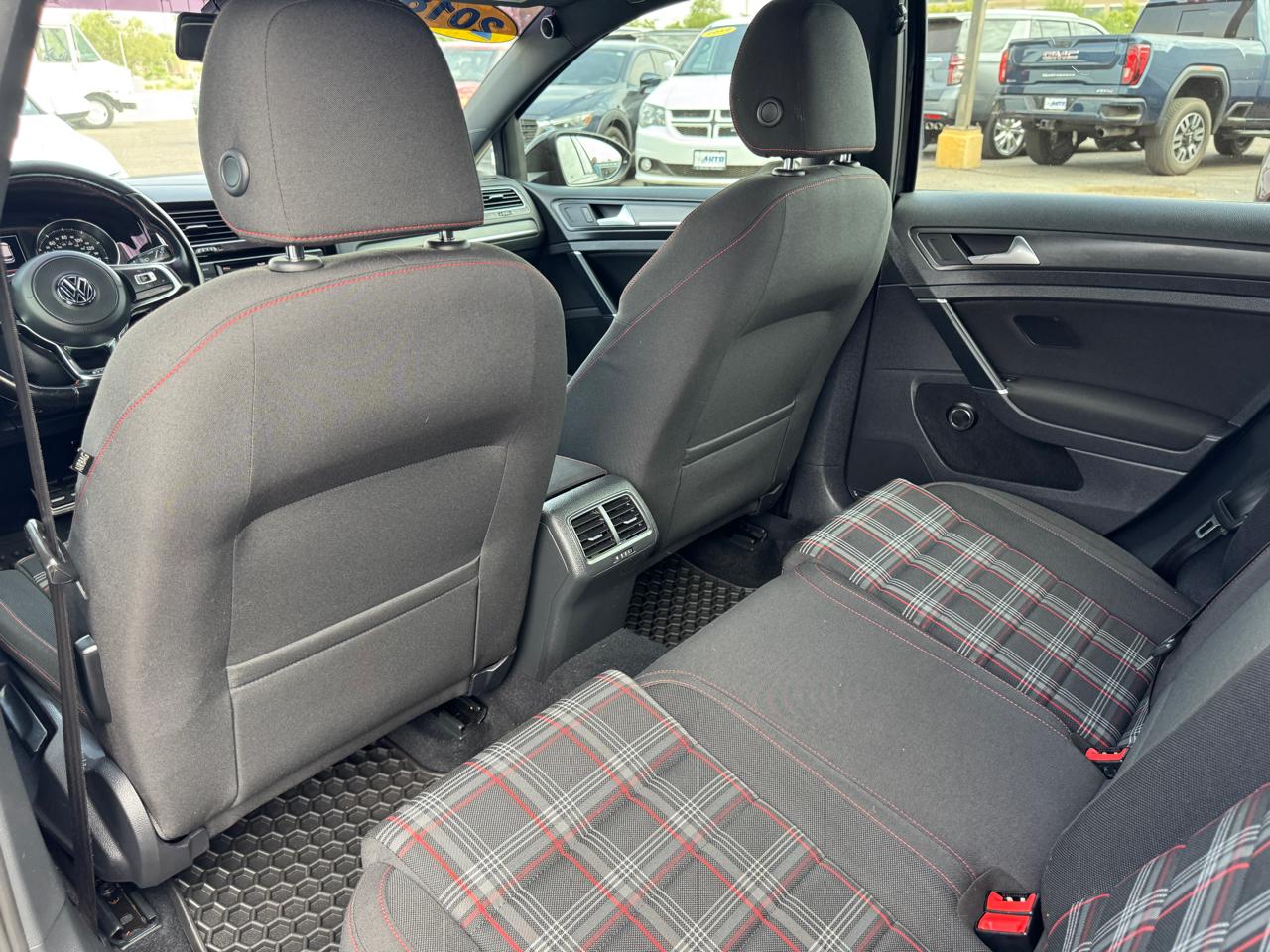 Volkswagen Golf GTI 2.0T S DSG 2018