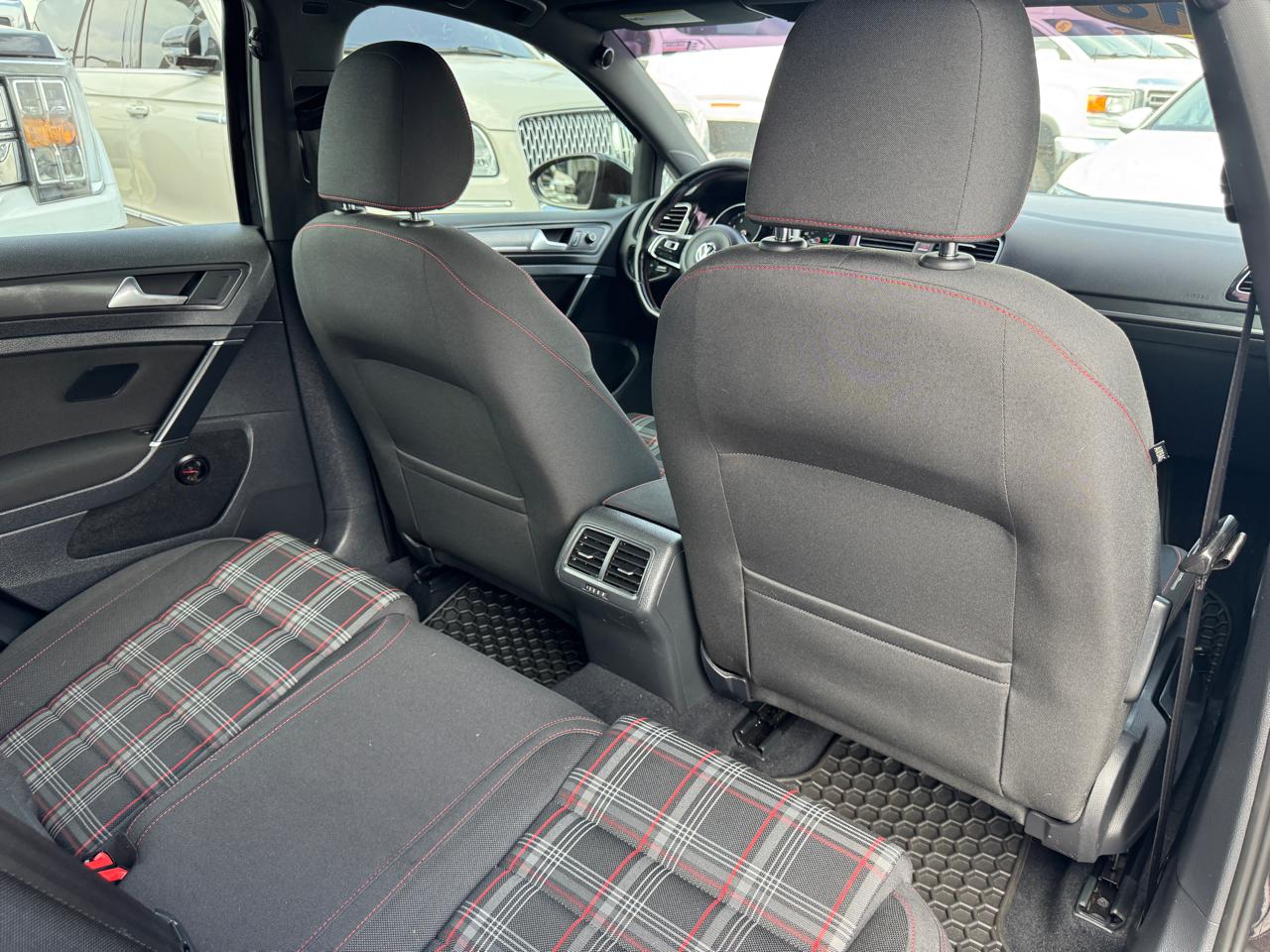 Volkswagen Golf GTI 2.0T S DSG 2018