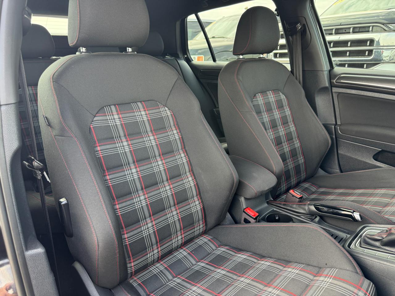 Volkswagen Golf GTI 2.0T S DSG 2018