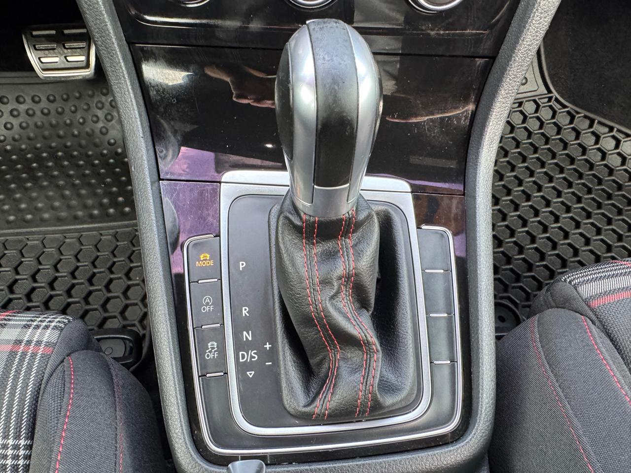 Volkswagen Golf GTI 2.0T S DSG 2018