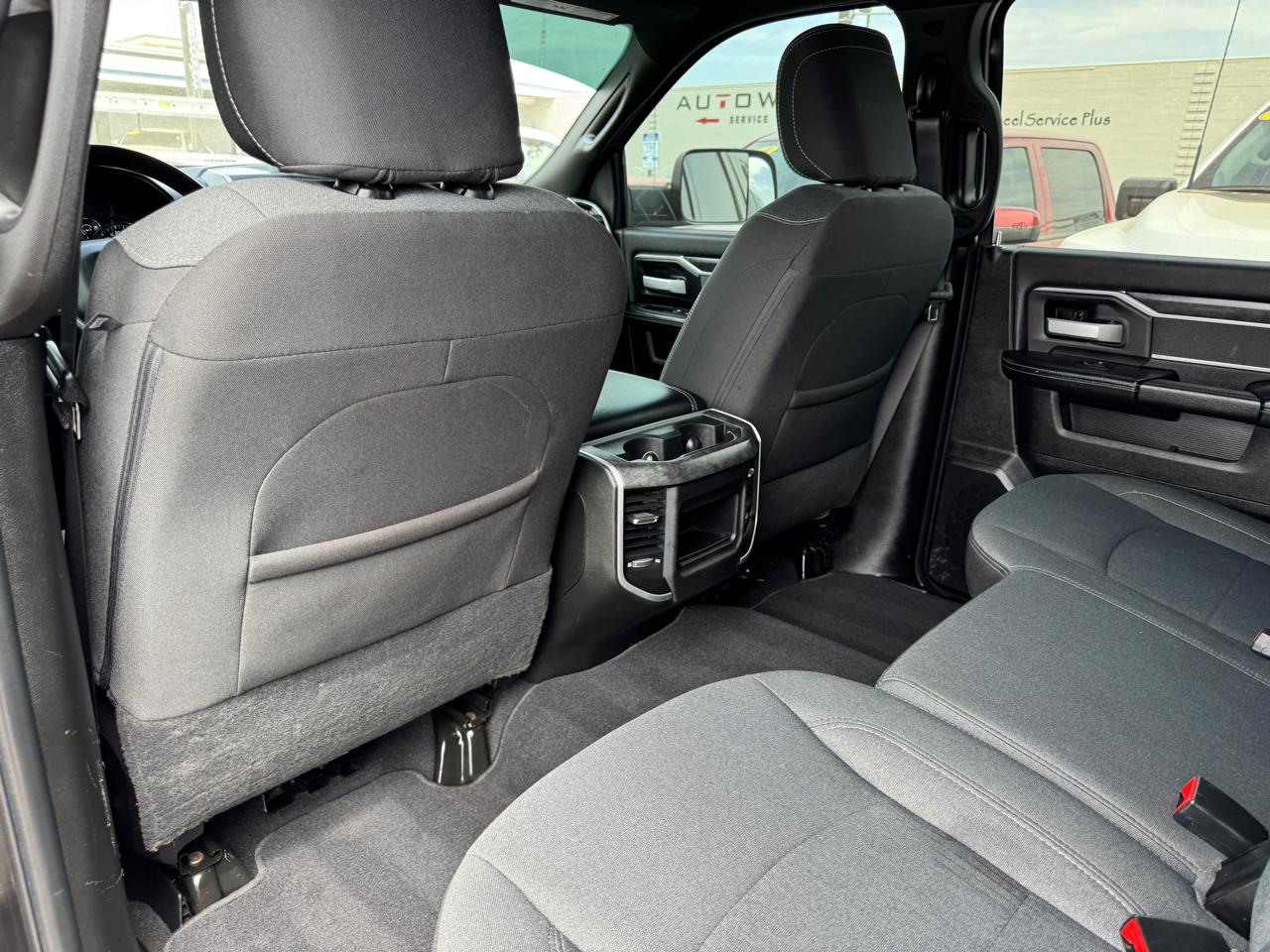 RAM 2500 Lone Star 4x4 Crew Cab 8' Box 2022