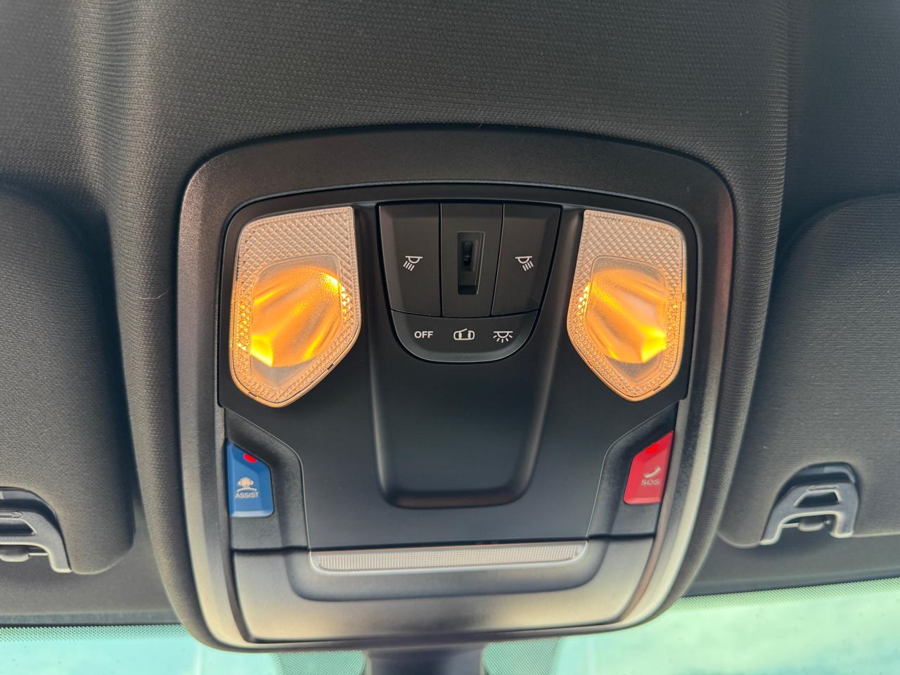 RAM 2500 Lone Star 4x4 Crew Cab 8' Box 2022