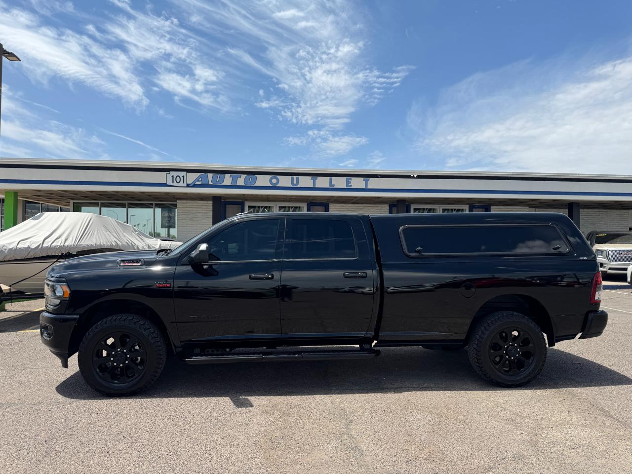 RAM 2500 Lone Star 4x4 Crew Cab 8' Box 2022
