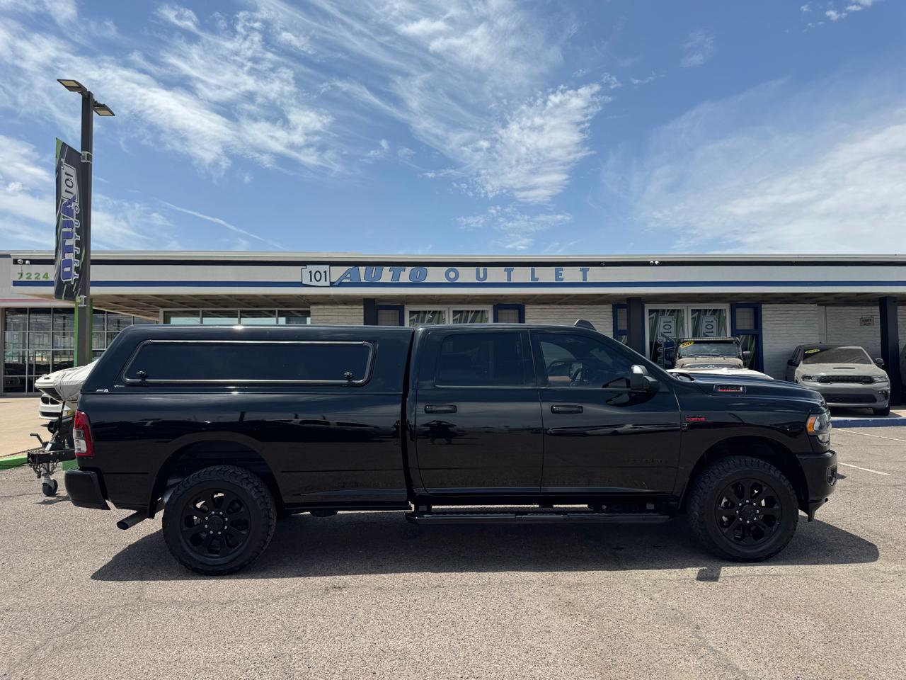 RAM 2500 Lone Star 4x4 Crew Cab 8' Box 2022