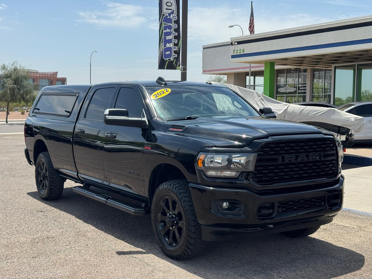 RAM 2500 Lone Star 4x4 Crew Cab 8' Box 2022