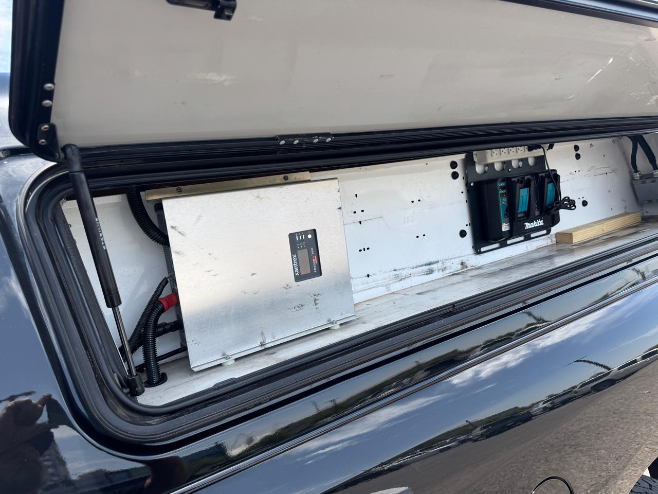 RAM 2500 Lone Star 4x4 Crew Cab 8' Box 2022