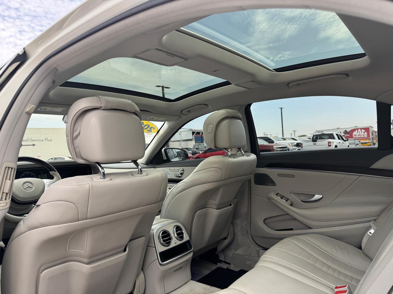 Mercedes-Benz S-Class 4dr Sdn S 550 RWD 2015