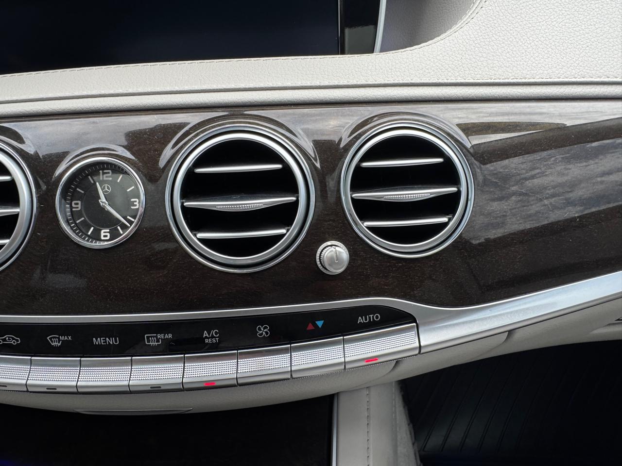 Mercedes-Benz S-Class 4dr Sdn S 550 RWD 2015