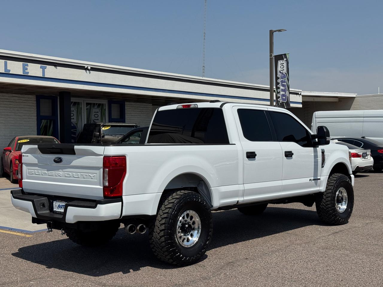 Ford Super Duty F-250 SRW XLT 4WD Crew Cab 6.75' Box 2022