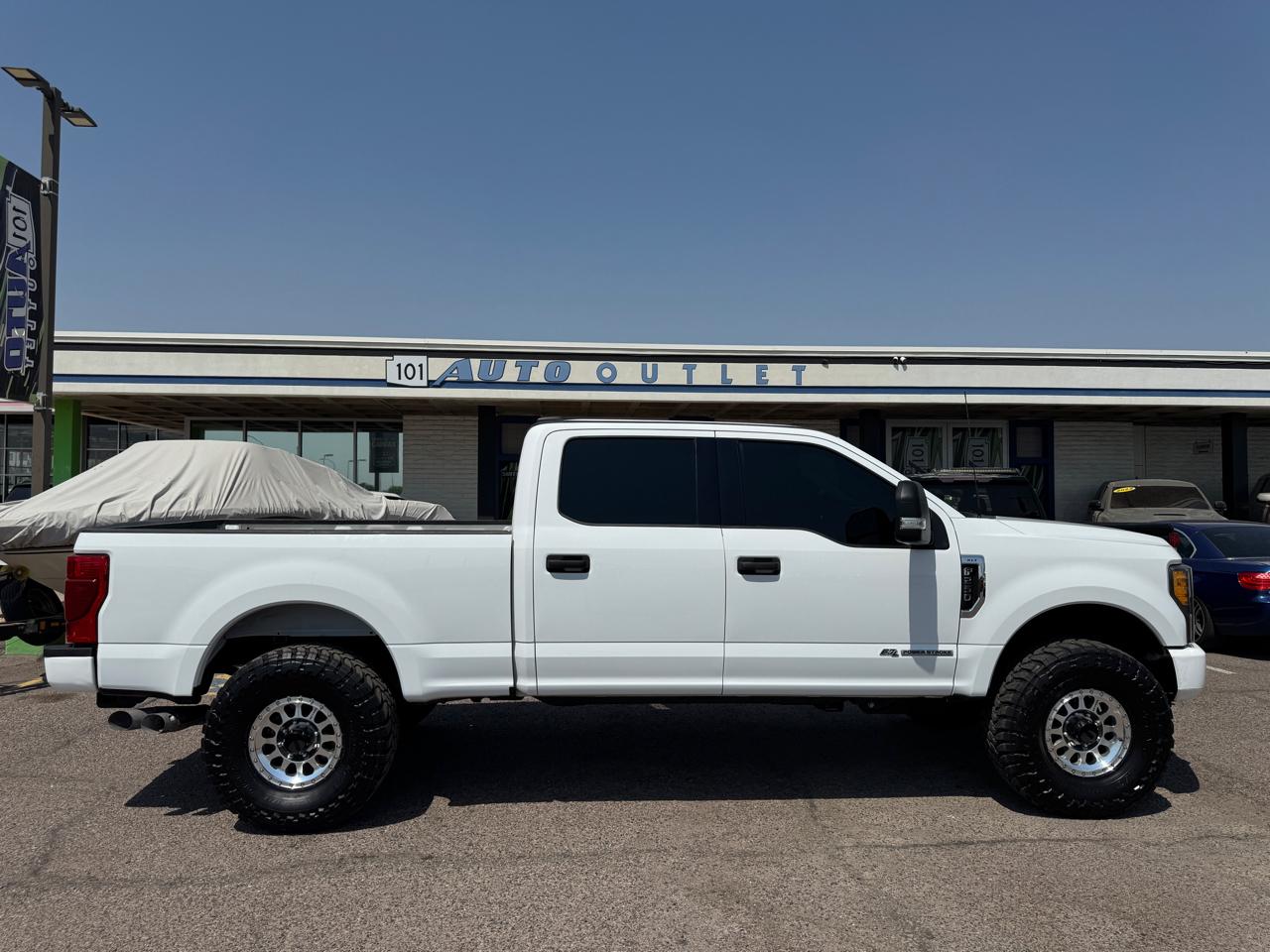Ford Super Duty F-250 SRW XLT 4WD Crew Cab 6.75' Box 2022