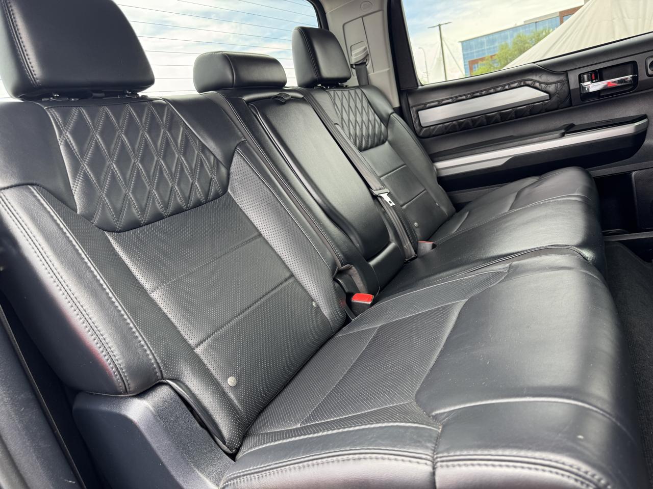 Toyota Tundra 2WD Truck CrewMax 5.7L V8 6-Spd AT Platinum (Natl) 2015