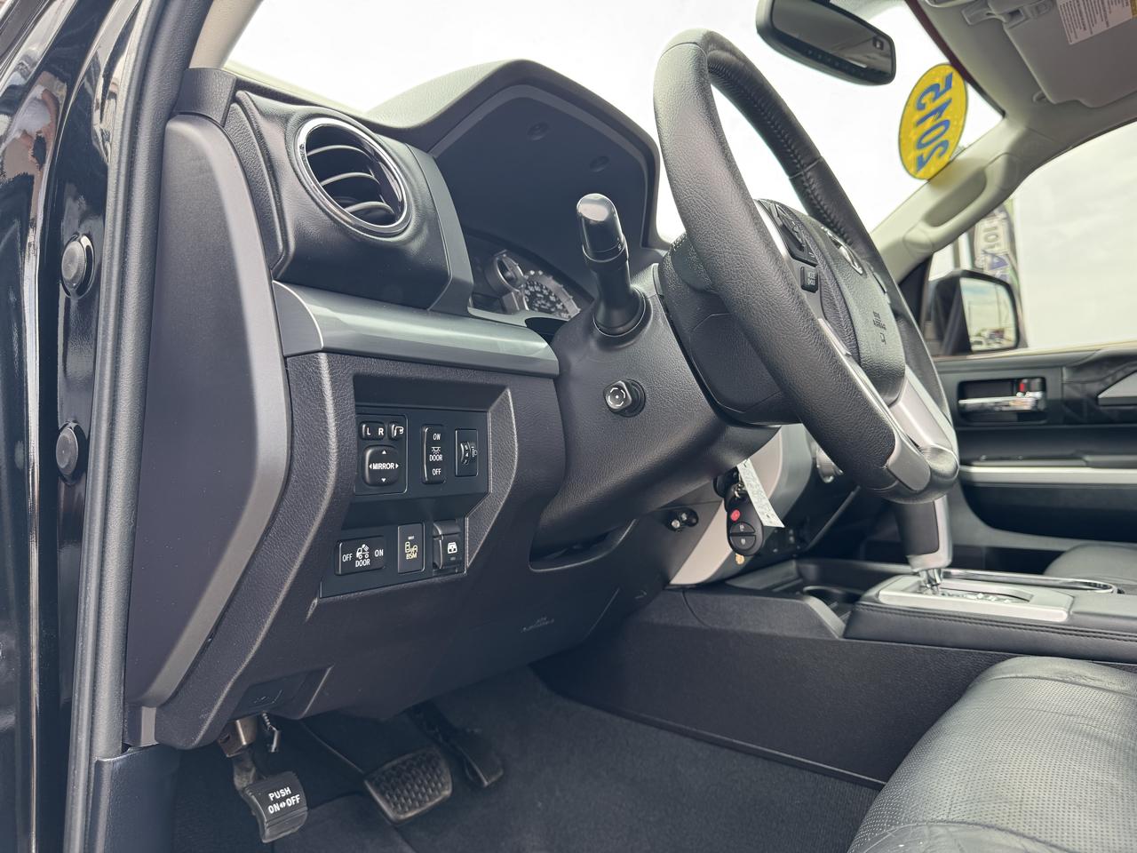 Toyota Tundra 2WD Truck CrewMax 5.7L V8 6-Spd AT Platinum (Natl) 2015
