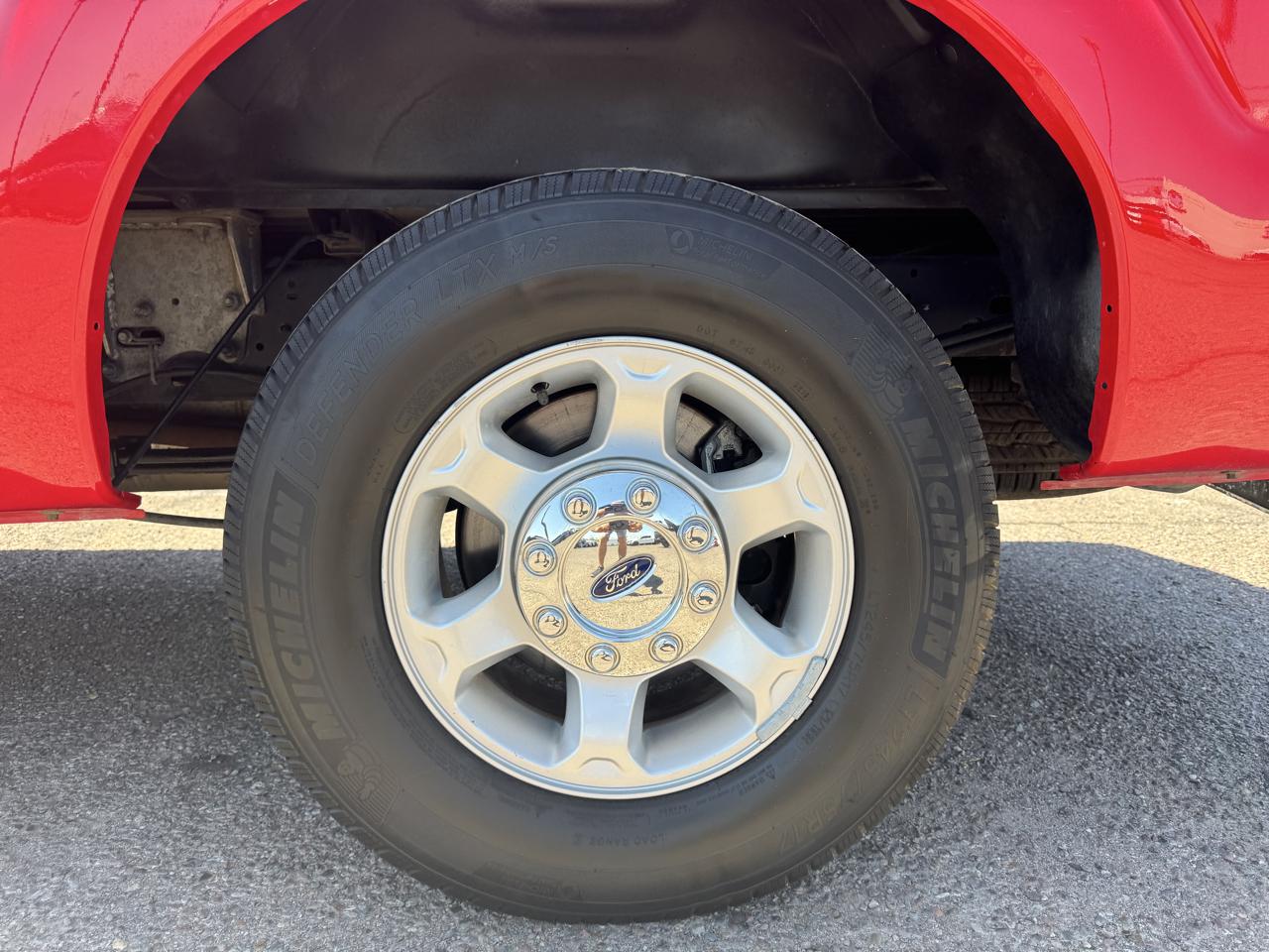 Ford Super Duty F-250 SRW 2WD Crew Cab 156" XL 2014