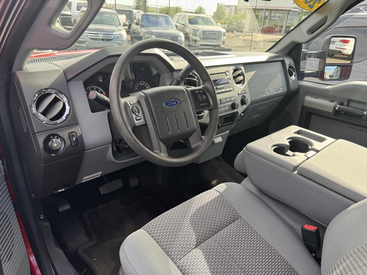Ford Super Duty F-250 SRW 2WD Crew Cab 156" XL 2014