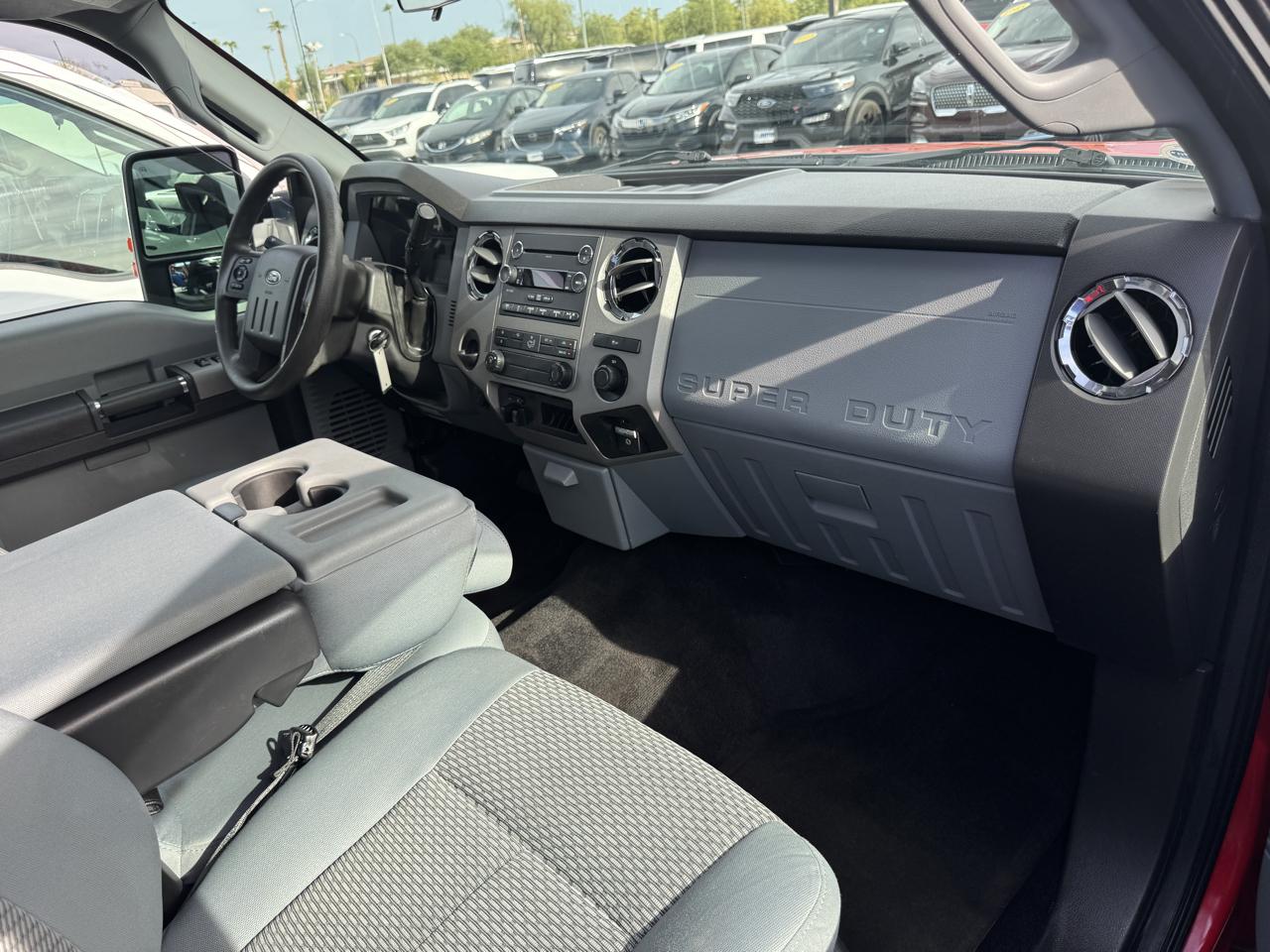 Ford Super Duty F-250 SRW 2WD Crew Cab 156" XL 2014