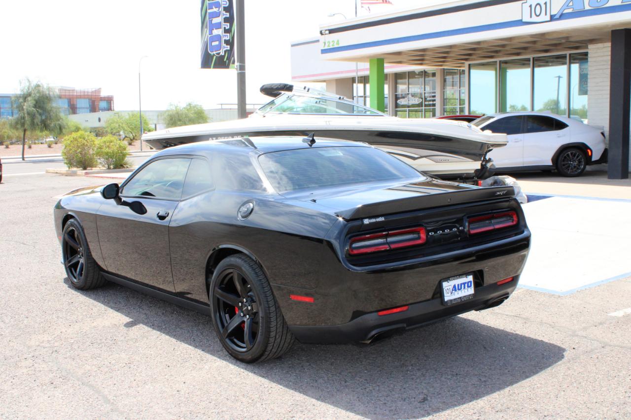 Dodge Challenger SRT Hellcat RWD 2022