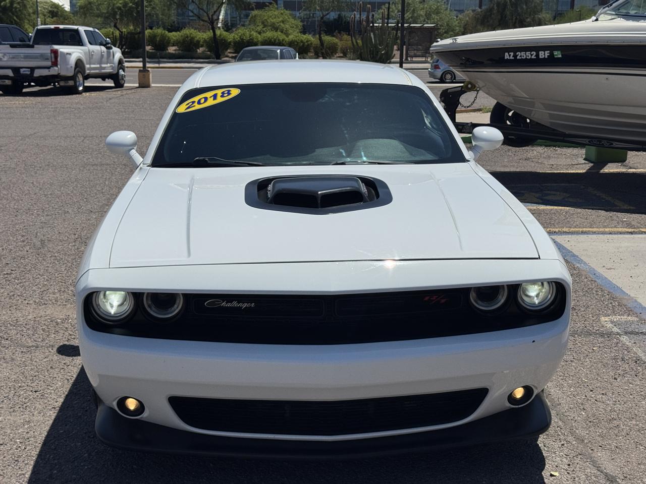 Dodge Challenger 392 Hemi Scat Pack Shaker RWD 2018