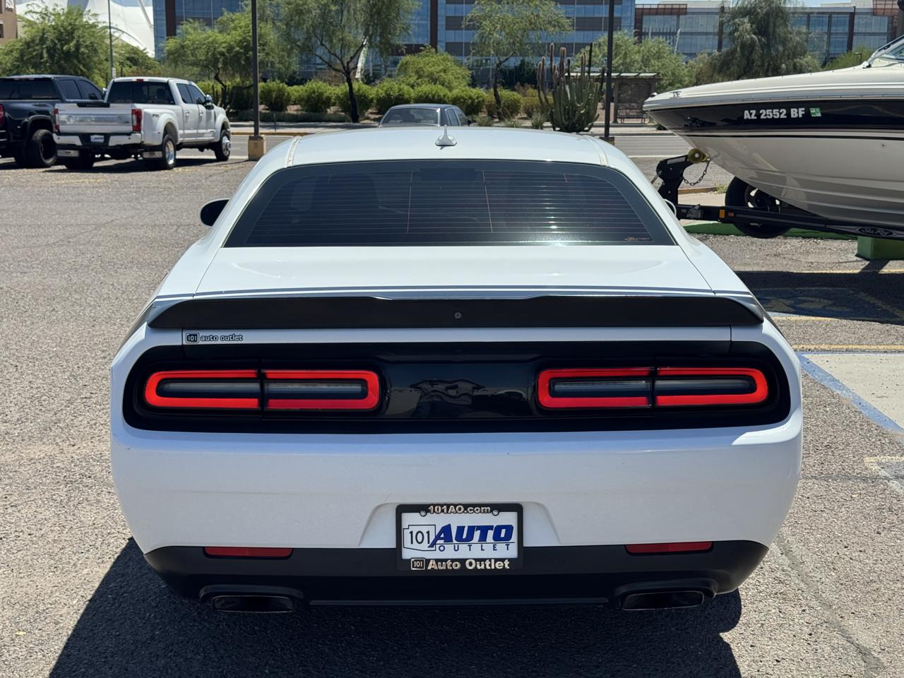 Dodge Challenger 392 Hemi Scat Pack Shaker RWD 2018
