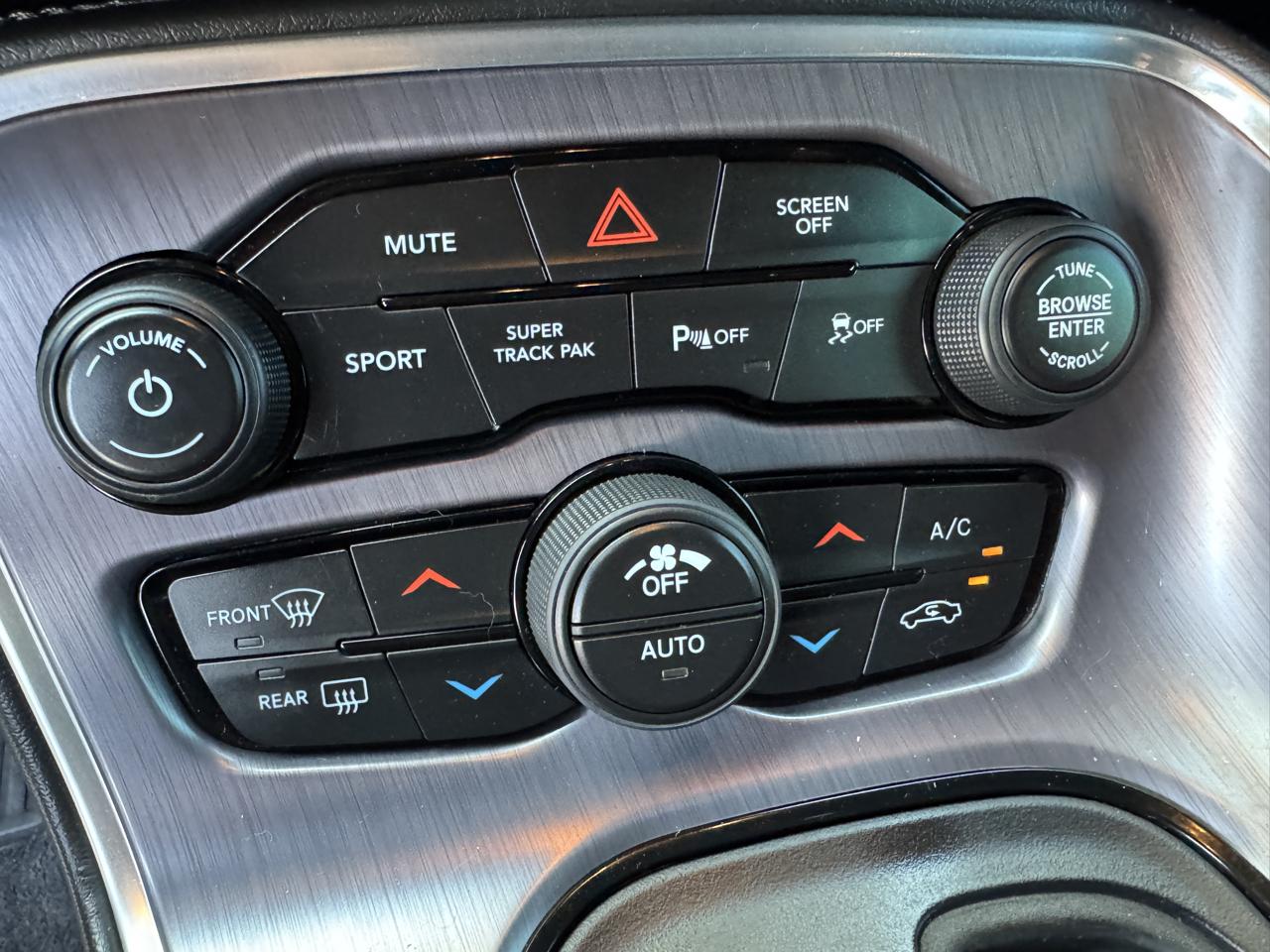 Dodge Challenger 392 Hemi Scat Pack Shaker RWD 2018
