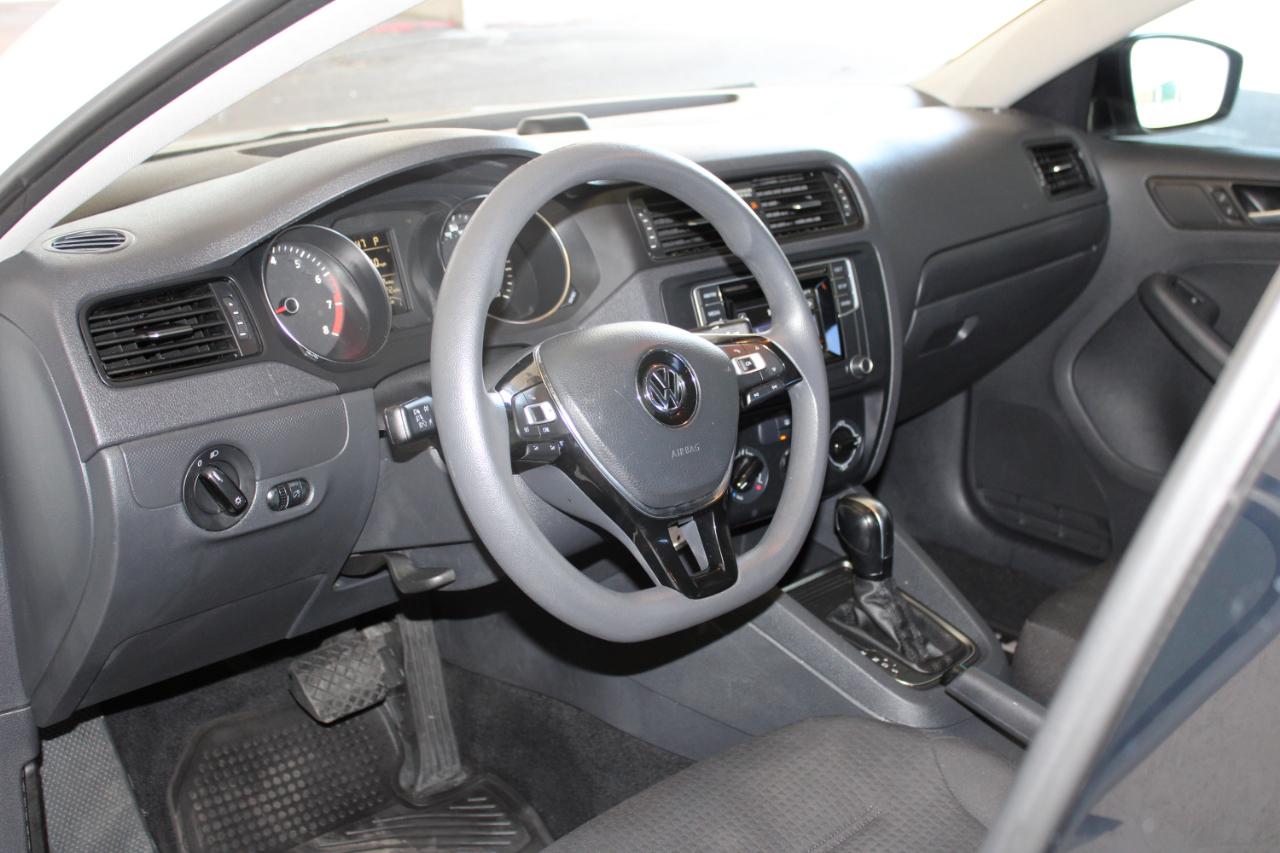 Volkswagen Jetta Sedan 4dr Auto 1.4T S 2016