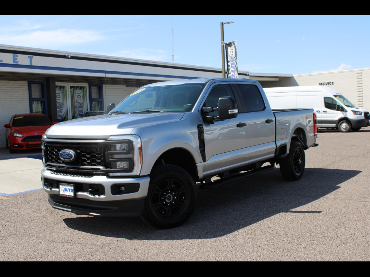 2024 Ford Super Duty F-250 SRW XL 4WD Crew Cab 6.75' Box
