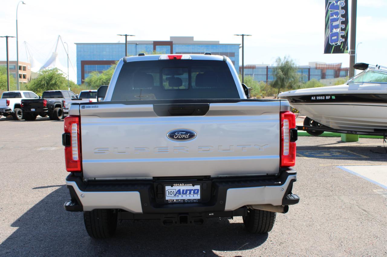 Ford Super Duty F-250 SRW 4WD Crew Cab 156" FX4 2024