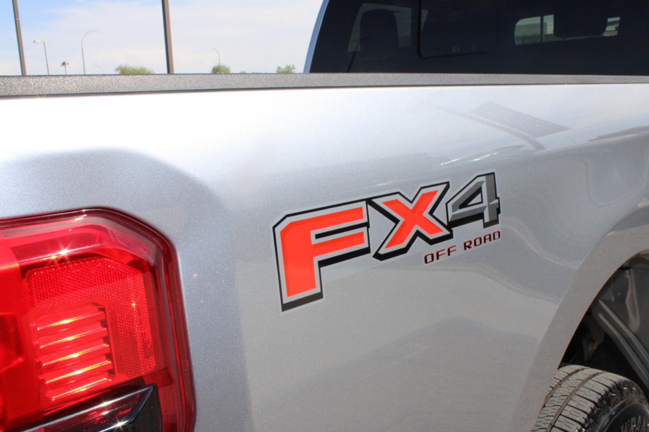 Ford Super Duty F-250 SRW 4WD Crew Cab 156" FX4 2024