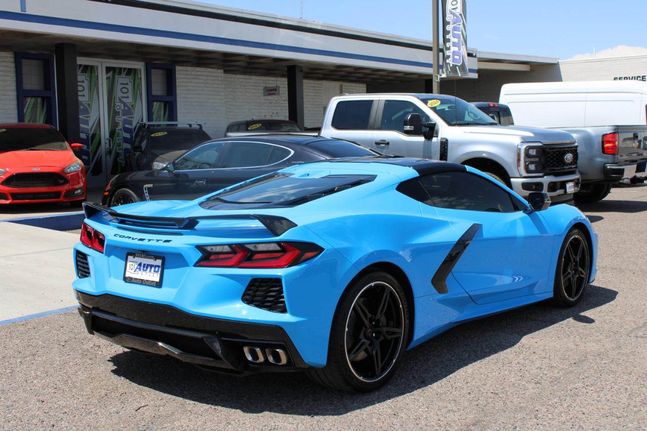 Chevrolet Corvette 2dr Stingray Cpe w/2LT 2022