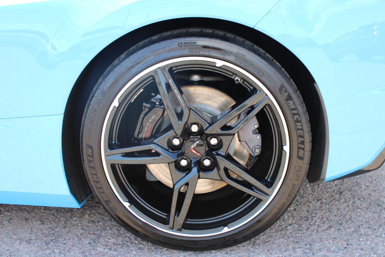 Chevrolet Corvette 2dr Stingray Cpe w/2LT 2022