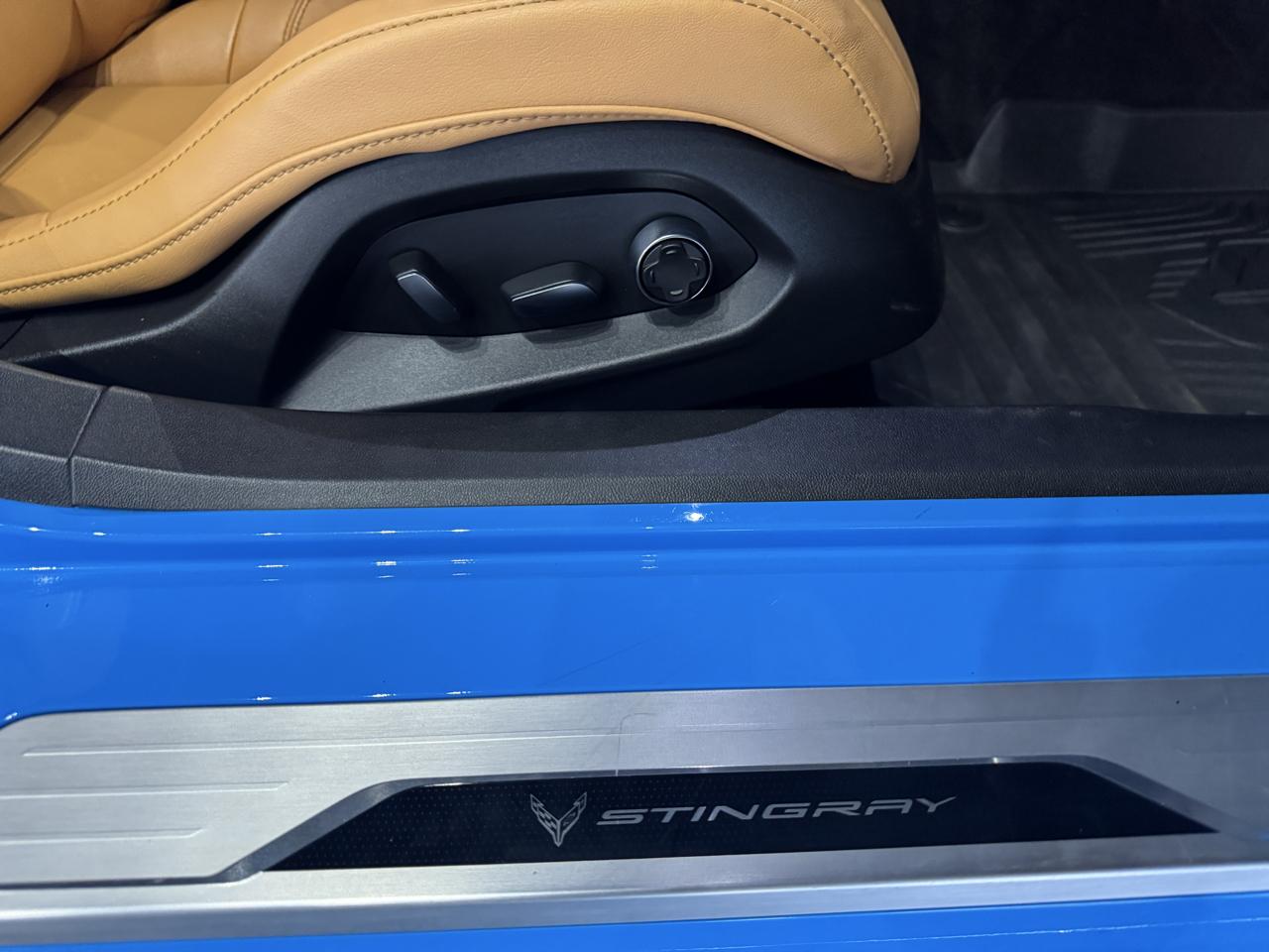 Chevrolet Corvette 2dr Stingray Cpe w/2LT 2022
