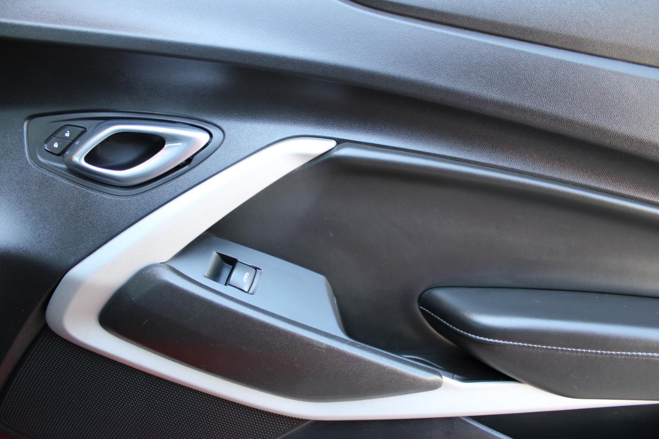 Chevrolet Camaro 2dr Cpe 1SS 2019