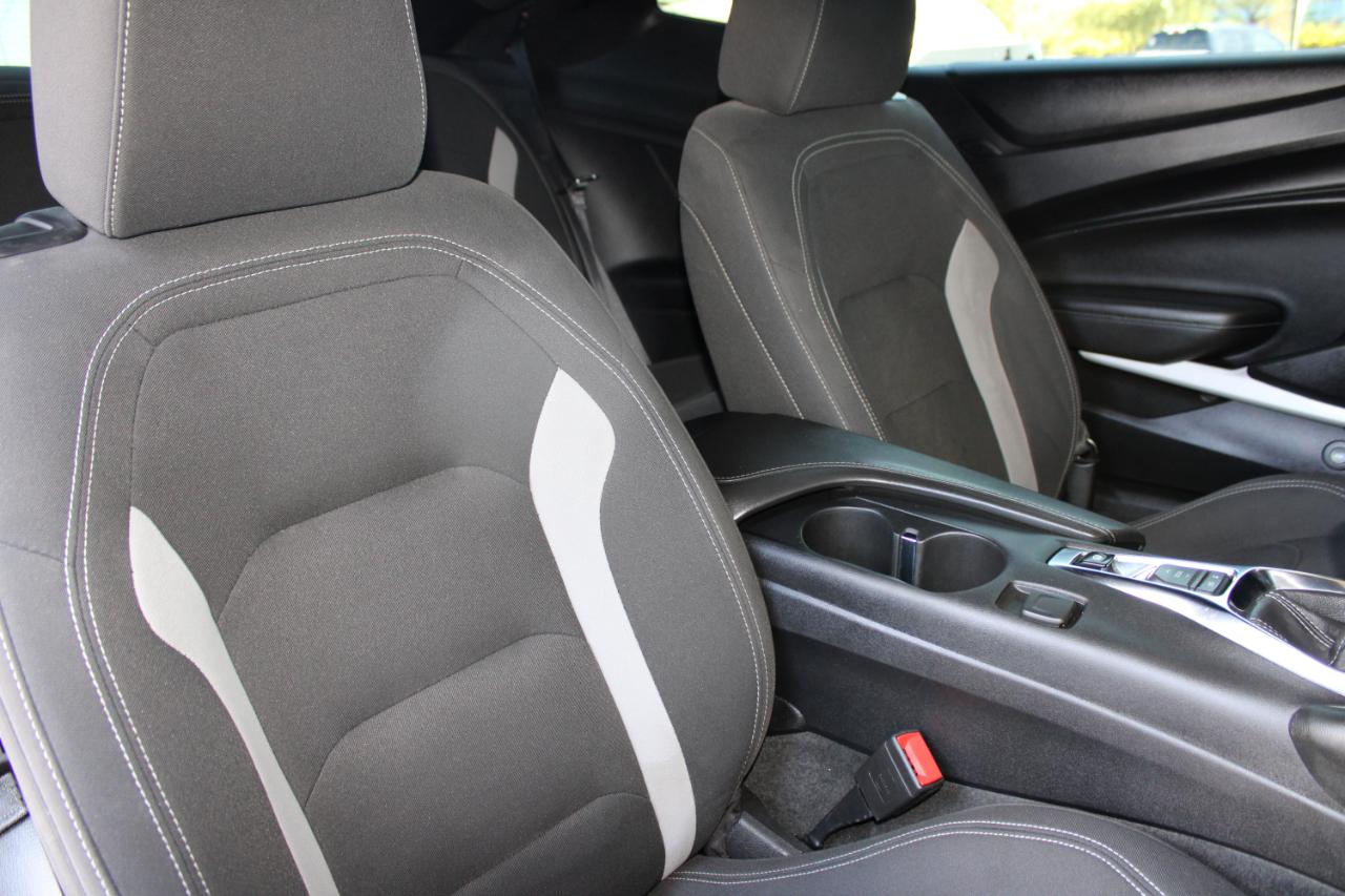 Chevrolet Camaro 2dr Cpe 1SS 2019