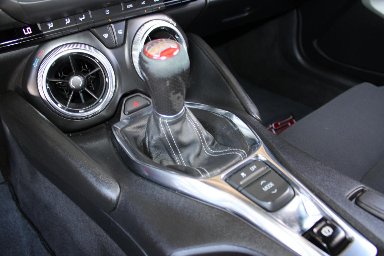 Chevrolet Camaro 2dr Cpe 1SS 2019