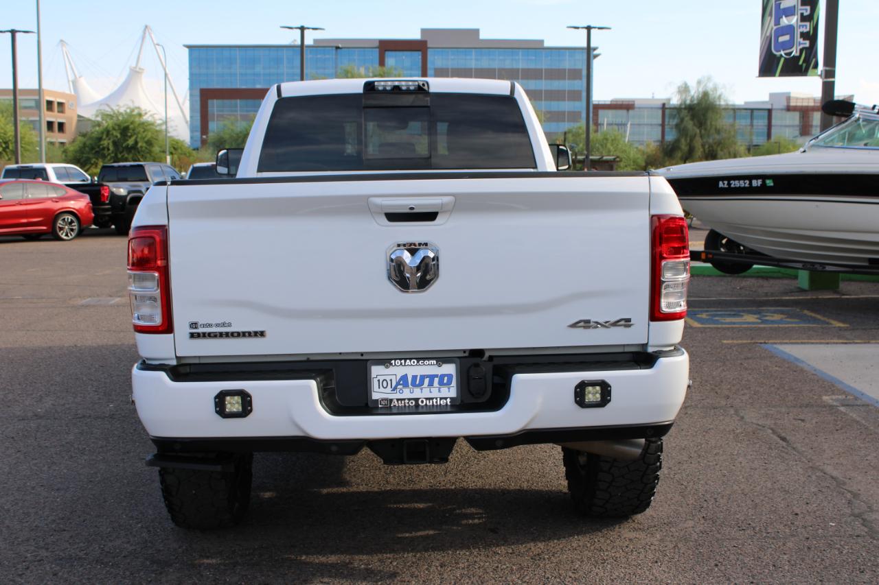 RAM 3500 Big Horn 4x4 Crew Cab 8' Box 2019