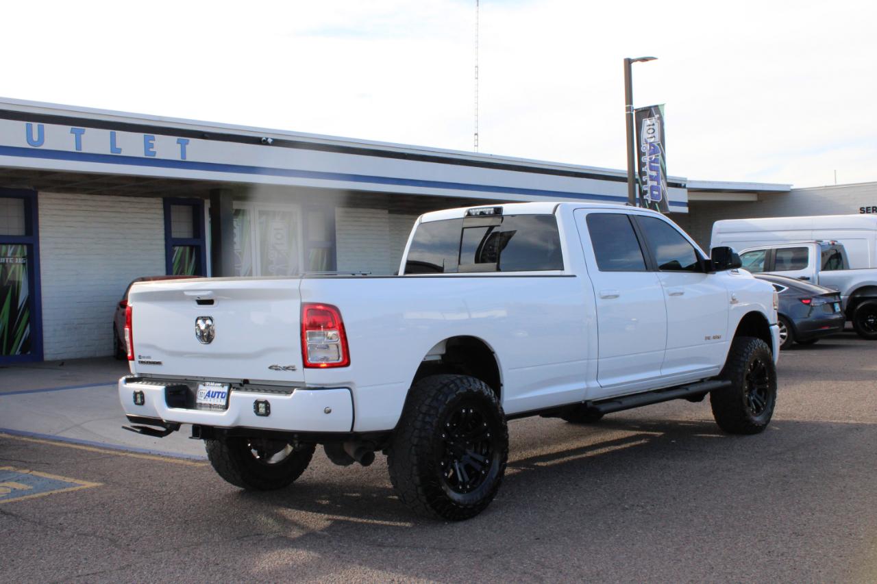 RAM 3500 Big Horn 4x4 Crew Cab 8' Box 2019