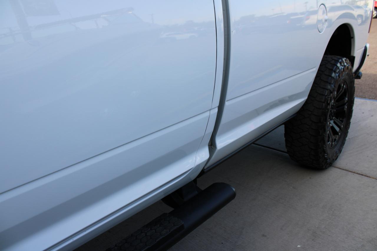 RAM 3500 Big Horn 4x4 Crew Cab 8' Box 2019
