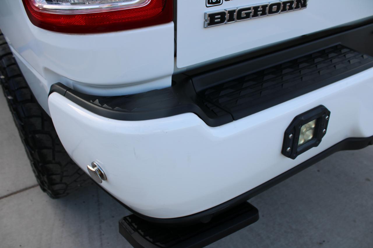 RAM 3500 Big Horn 4x4 Crew Cab 8' Box 2019