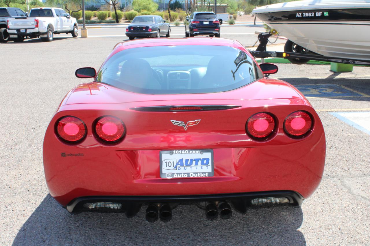 Chevrolet Corvette 2dr Cpe 2005