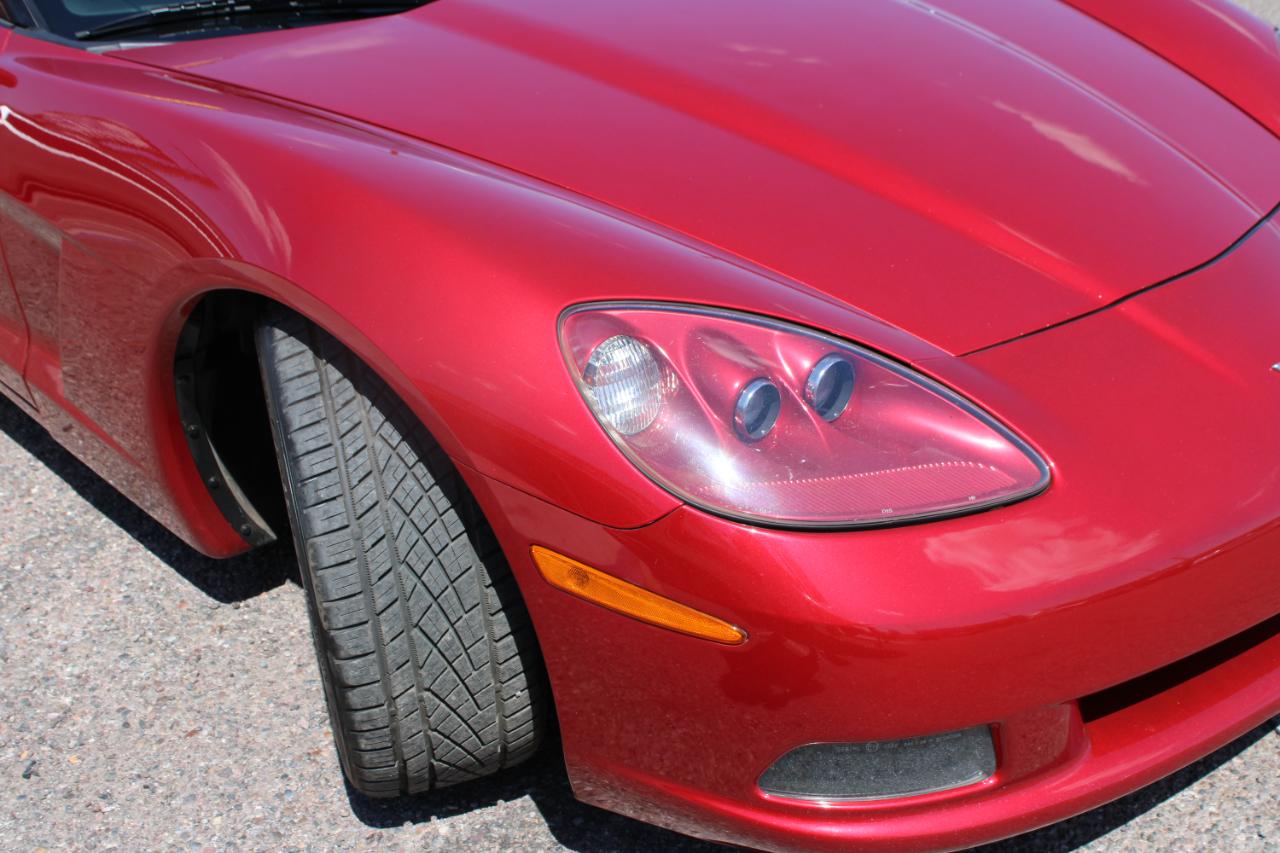 Chevrolet Corvette 2dr Cpe 2005