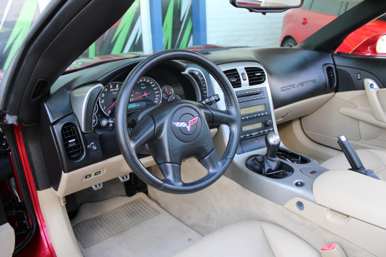 Chevrolet Corvette 2dr Cpe 2005