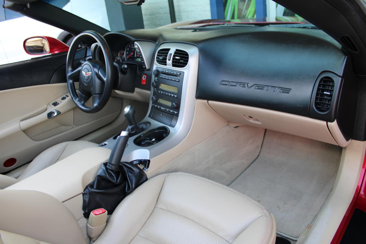 Chevrolet Corvette 2dr Cpe 2005
