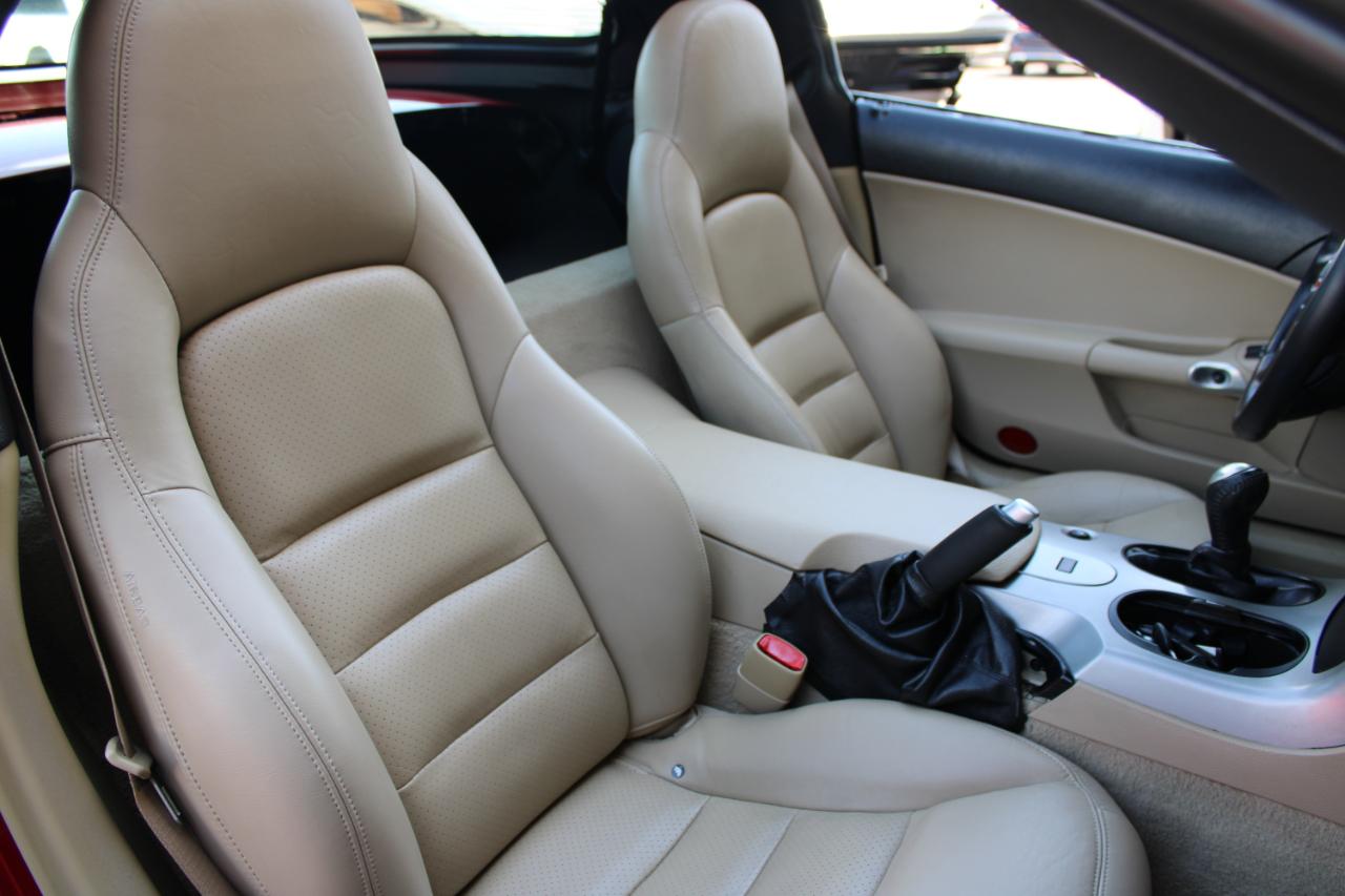 Chevrolet Corvette 2dr Cpe 2005