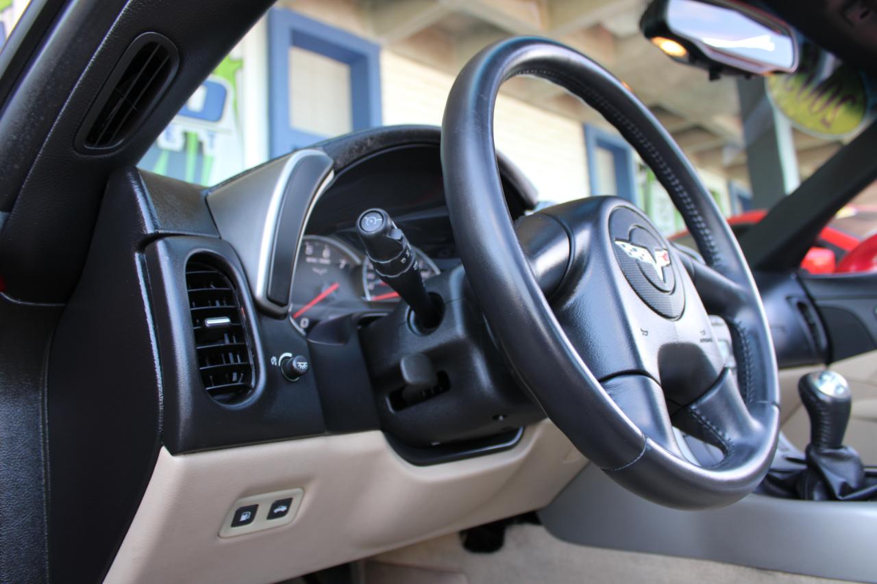 Chevrolet Corvette 2dr Cpe 2005