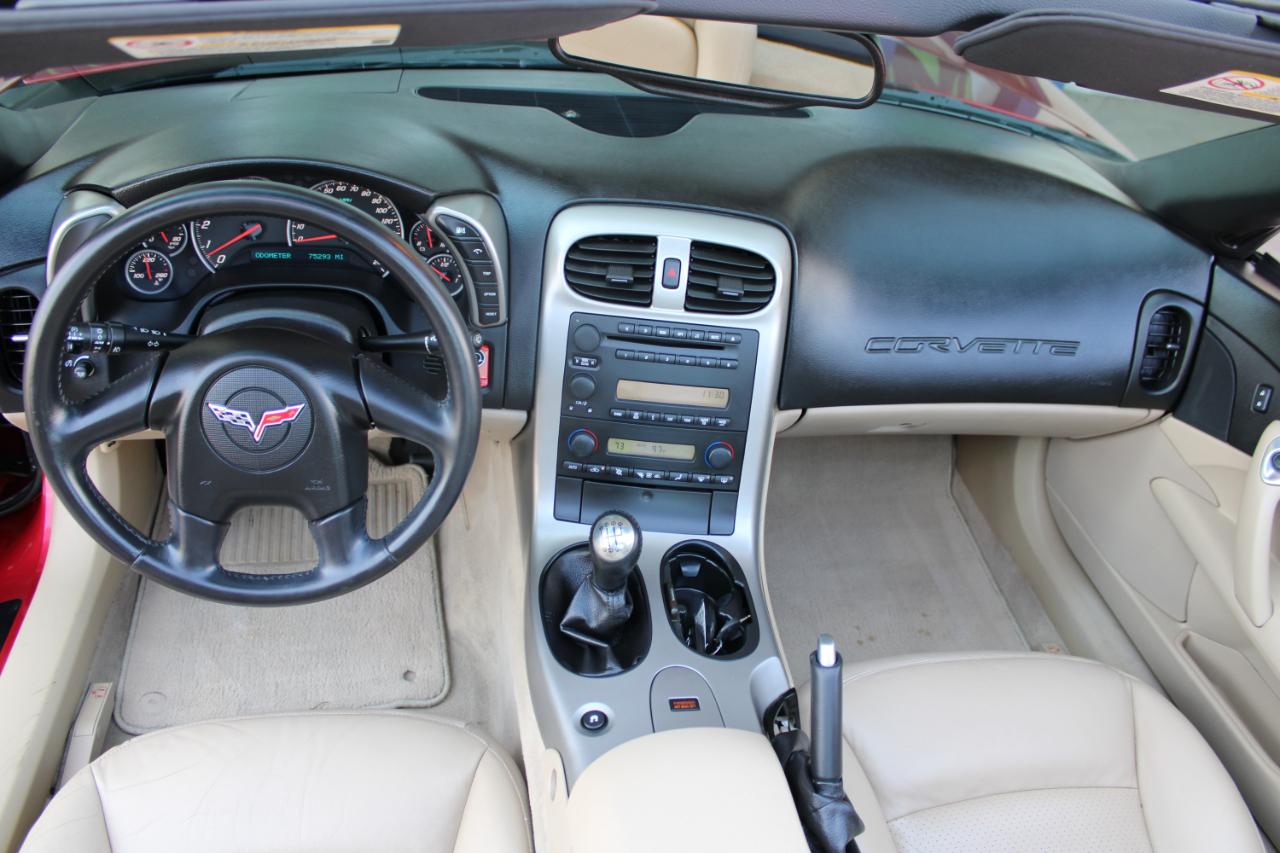 Chevrolet Corvette 2dr Cpe 2005