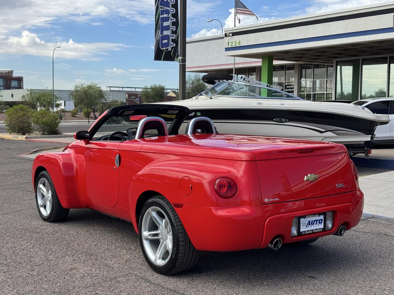 Chevrolet SSR Reg Cab 116.0" WB LS 2004