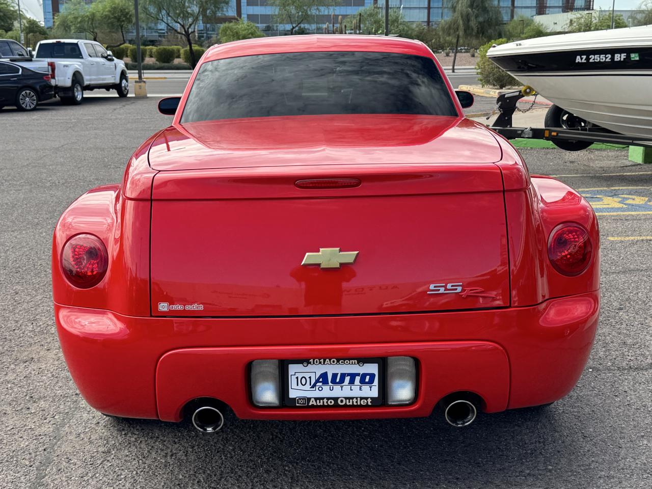 Chevrolet SSR Reg Cab 116.0" WB LS 2004