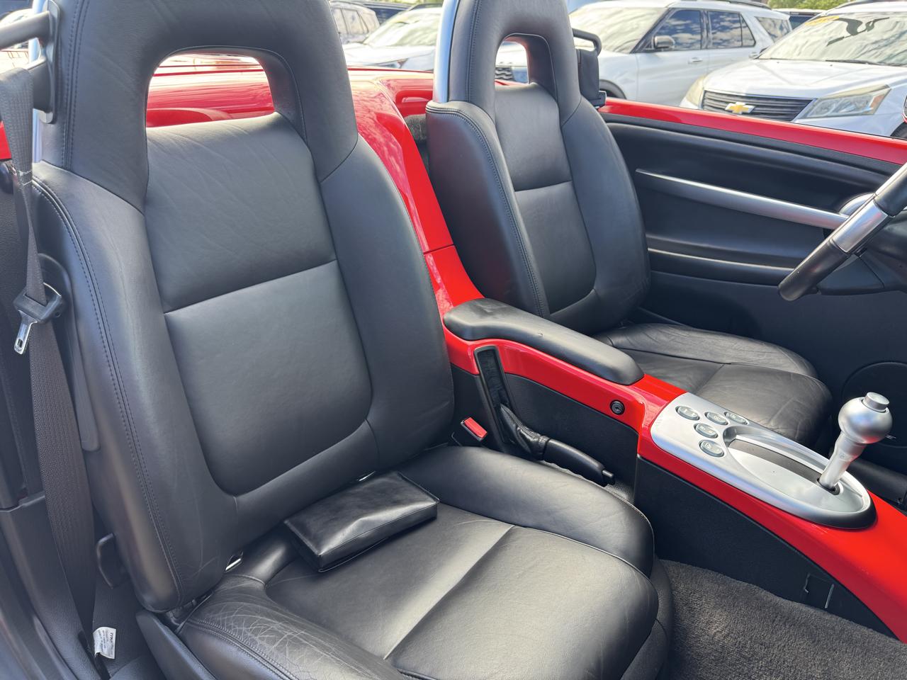Chevrolet SSR Reg Cab 116.0" WB LS 2004