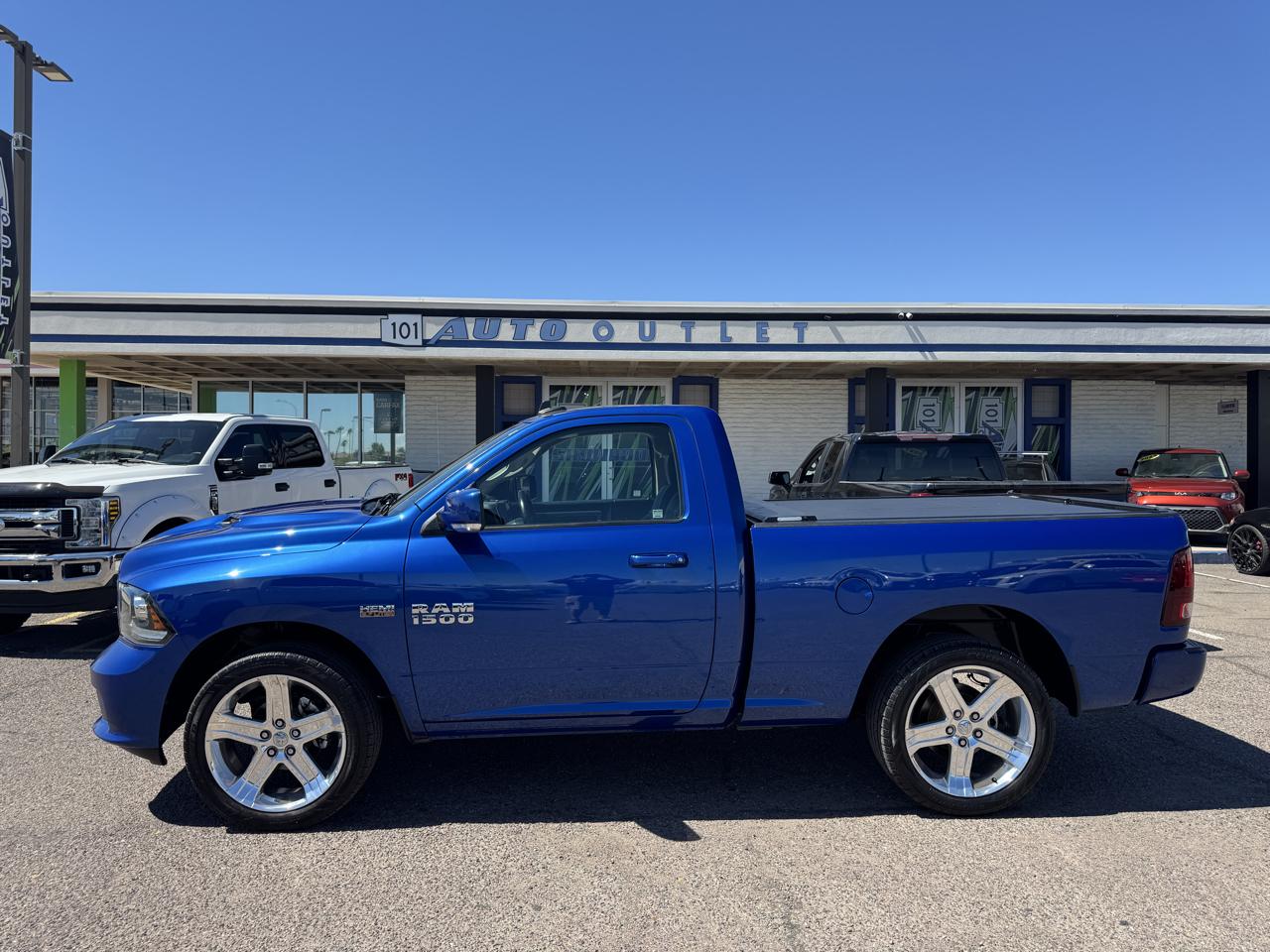 RAM 1500 Sport 4x2 Reg Cab 6'4" Box 2018