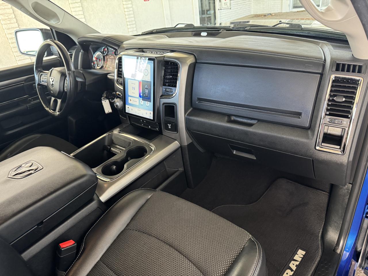 RAM 1500 Sport 4x2 Reg Cab 6'4" Box 2018